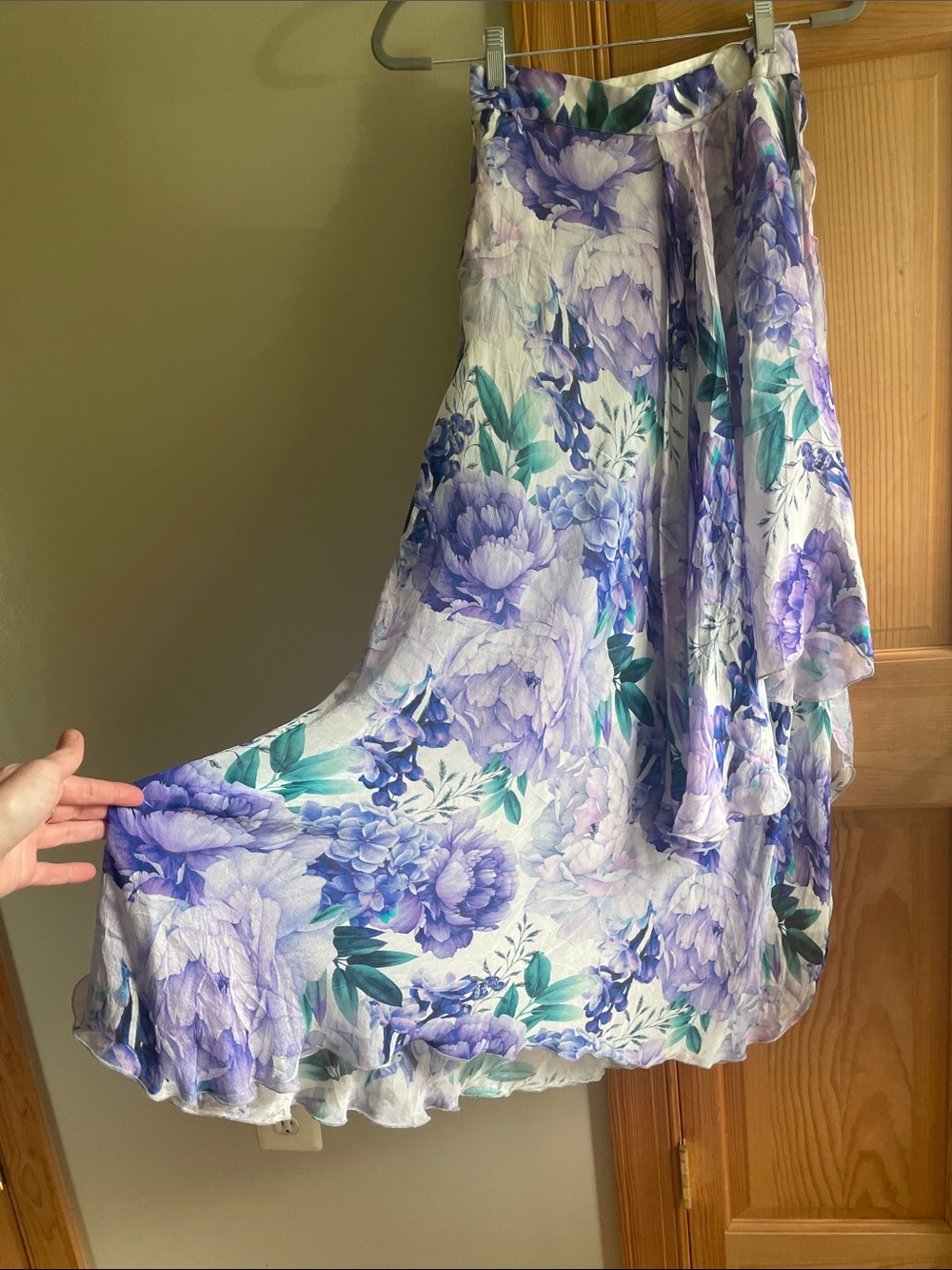 Anthropologie Floral Maxi Skirt in Purple, Teal, White - Picture 2 of 9